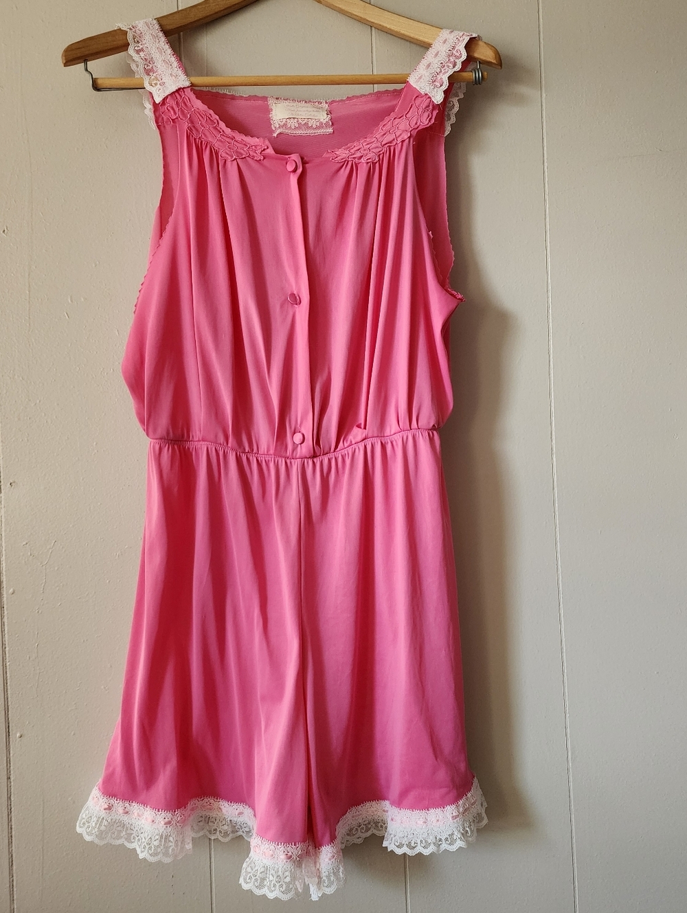 Vintage Vanity Fair Pink Lace Romper Medium 80s Nylon Lingerie Teddy Cottagecore